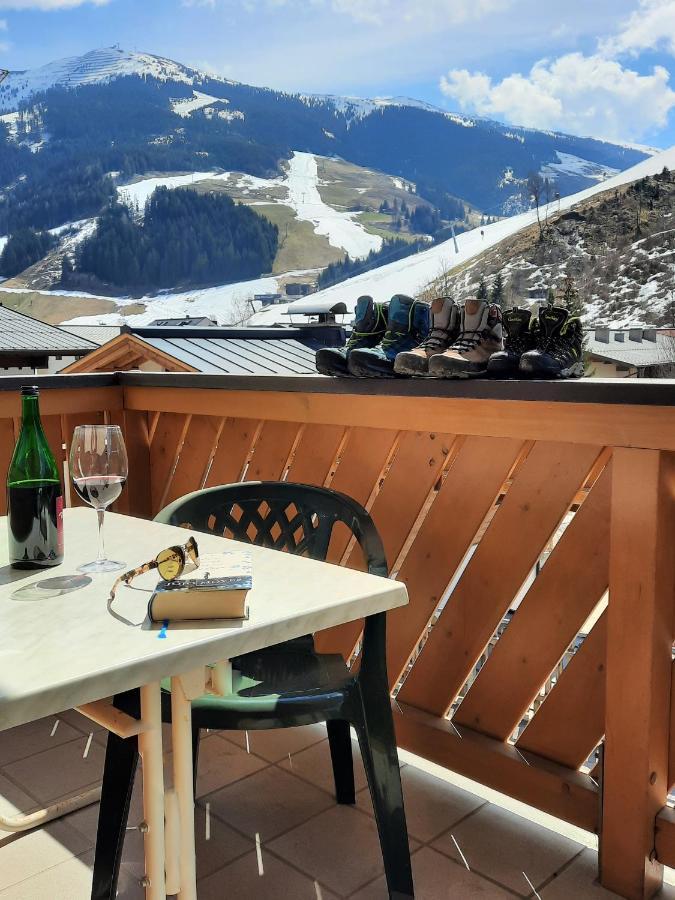 Appartement Landhaus Marten à Saalbach-Hinterglemm Extérieur photo